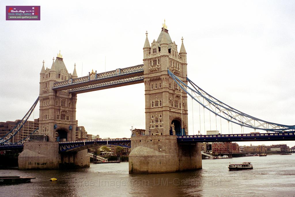 Tower bridge.jpg